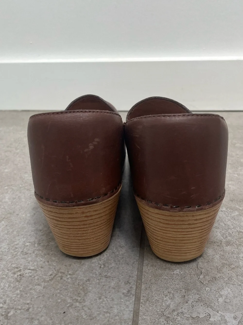 Gorgeous Leather Danskos size 40